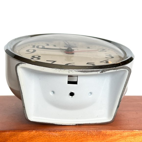 Vintage Equity Manual Alarm Clock | 1960s Mid Century Table Top Wind Up Clock - Picture 2 of 5